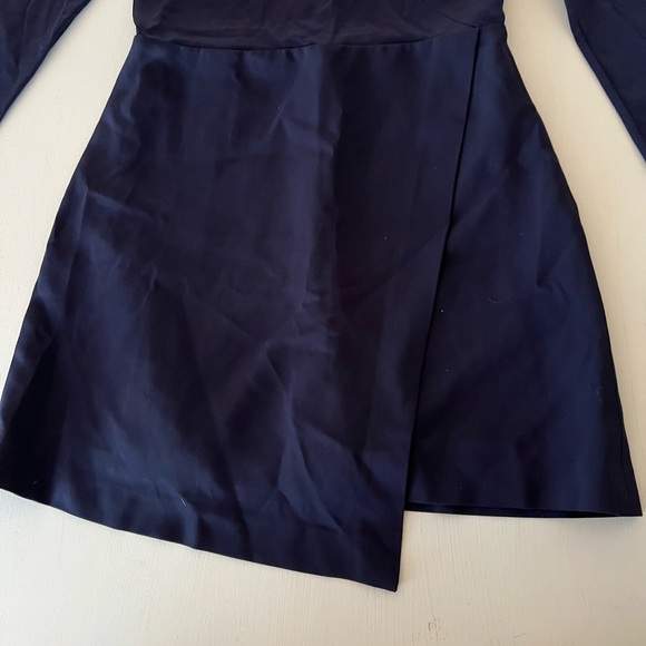 Alice and Olivia Sapphire Evette Dress - Picture 2 of 9